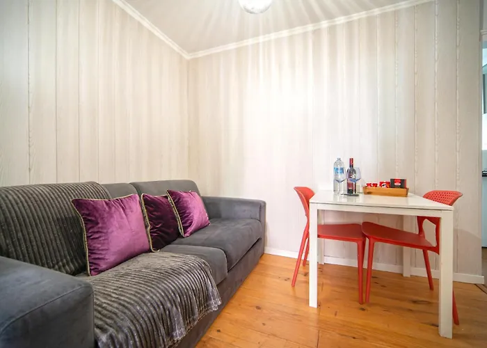 Apartment In Bairro Alto 1 - Lisbon Charm